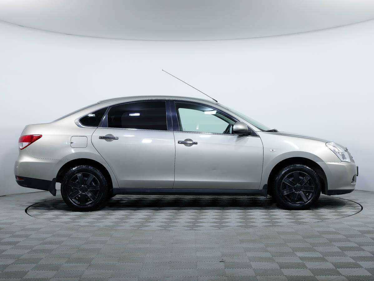 Nissan Almera