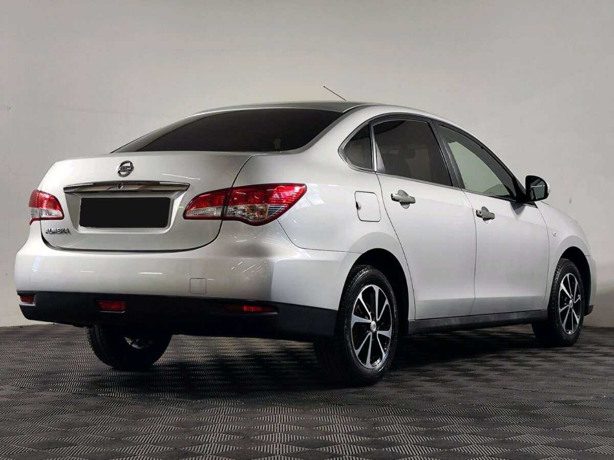 Nissan Almera