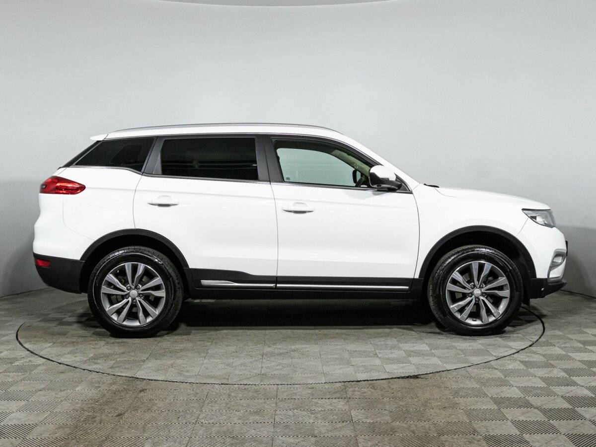 Geely Atlas